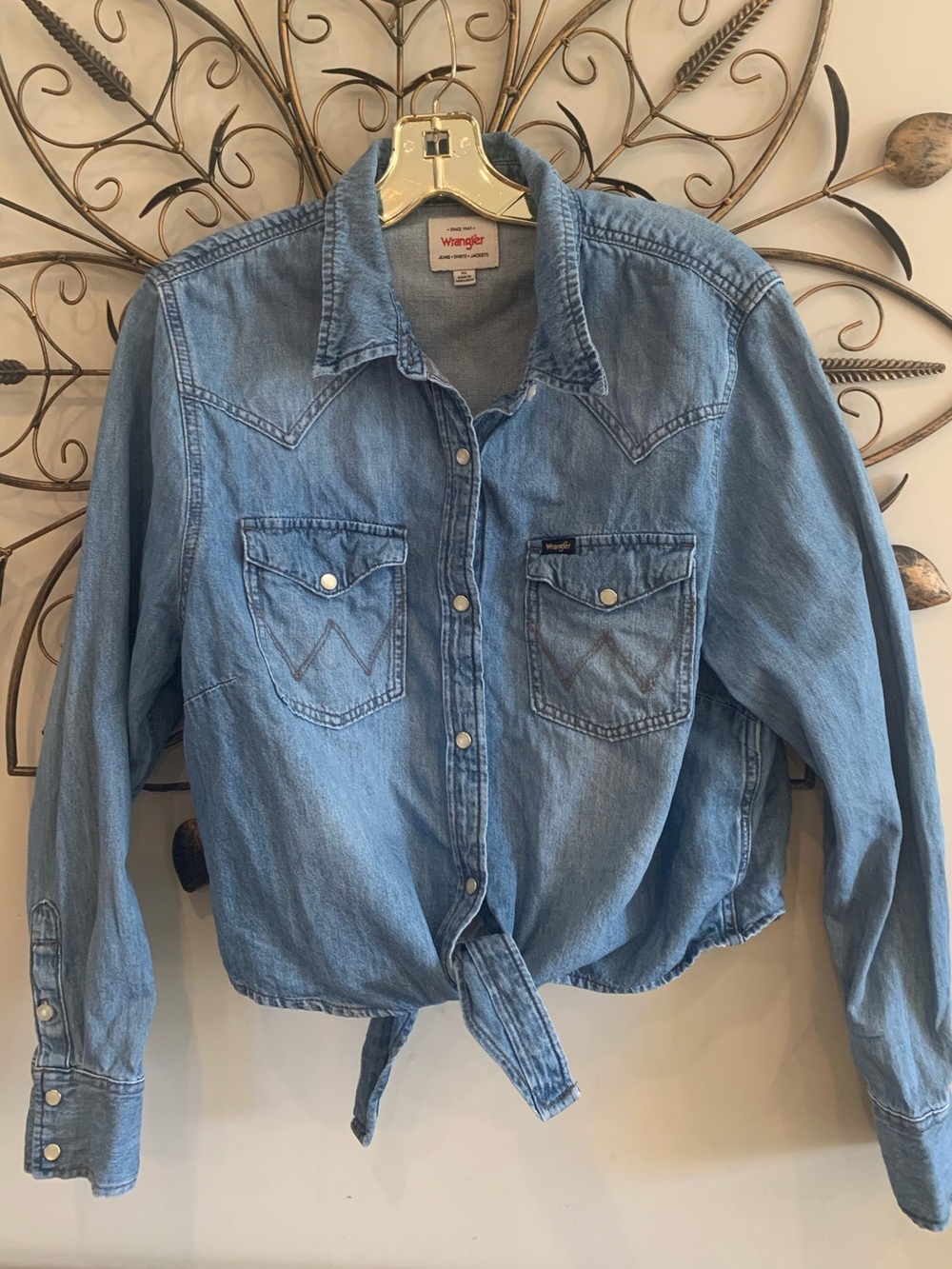 Wrangler Pearl Snap Shirt in Light Blue 100% Cotton